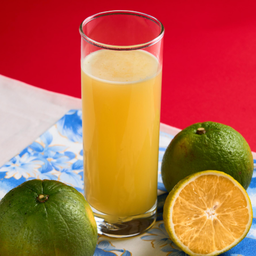 น้ำส้มเช้งคั้นสด 100% (250 ml) การันตีรางวัลเปิปพิศดาร D