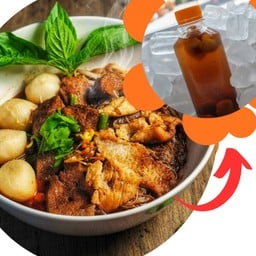 ก๋วยเตี๋ยวหมู-น้ำตก(พิเศษ) + น้ำลำไย 1 ขวด