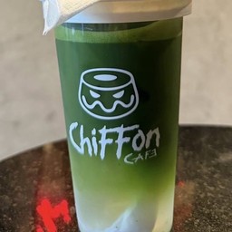 Iced Coconut Matcha Latte (มัตจะ น้ำมะพร้าวแท้ นมโอ๊ต)