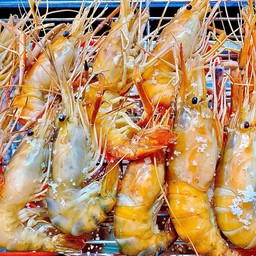 ชุด กุ้งเผา(ครึ่งกิโล 15 ตัว) เนื้อหวานฉ่ำ ย่างสดๆ ร้อนๆ เสิร์พพร้อมน้ำจิ้มซีฟู๊ดรสเด็ด