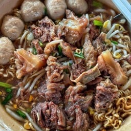 ก๋วยเตี๋ยวโกเด้ง โฮเด้ง เซเว่น บ.แฮ่