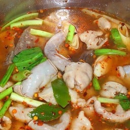 ต้มแซ่บ (เครื่องในหมู)