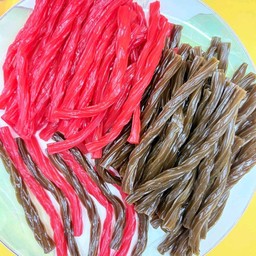 เยลลี่เส้นโคล่า