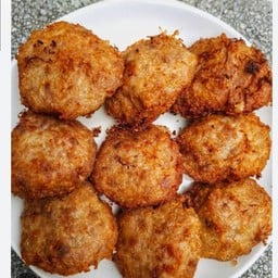 ข้าวแกงฉัตรเจริญ PTT สาย4 (วัดนครชื่นชุ่ม)