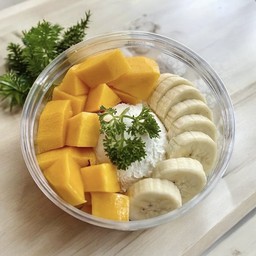 Greek yogurt x banana x mango