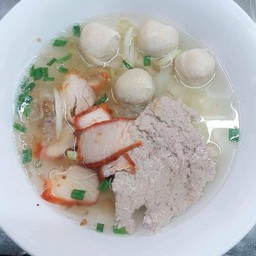 ก๋วยเตี๋ยวหมู....ต้มยำ