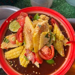 ส้มตำนัตตี้ สี่แยกวุ่นวาย