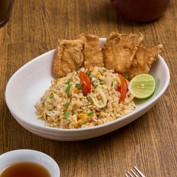 ข้าวปลากะพงกรอบซอสกะเพรา D