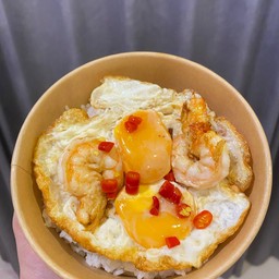 ไข่ดาวกรอบ กุ้งกระเทียม