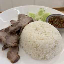 ข้าวคอหมูย่าง น้ำจิ้มเเจ่ว