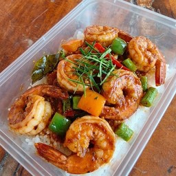 ผัดพริกแกงกุ้ง