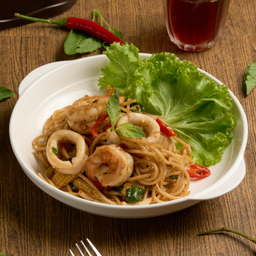 สปาเก็ตตี้ผัดขี้เมาทะเล (กุ้งแชบ๊วย, หมึกสด) D