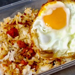ข้าวคลุกน้ำพริกกากหมู🥓🌶 กรุบกรอบ คู่ไข่ดาว