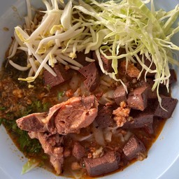 ก๋วยเตี๋ยวน้ำเงี้ยว