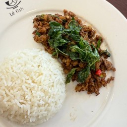 ข้าวกะเพราหมูสับ