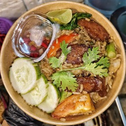 ข้าวผัดกุงเชียง