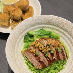 บะหมี่เป็ดแห้ง + ไก่จ๊อ