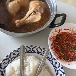 ไก่โต้มน้ำปลา🐔🐔
