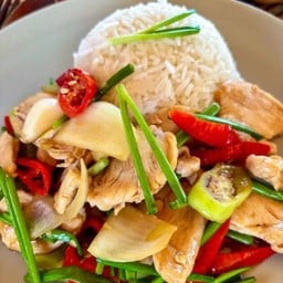 ฮาลาลตามสั่ง ยำและส้มตำ ถนนสงขลา-นาทวี