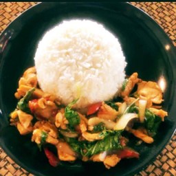 ข้าวกระเพราไก่