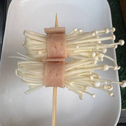 แฮมพันเห็ดเข็มทอง