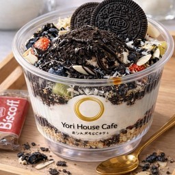 Yori Oreo Greek Yogurt