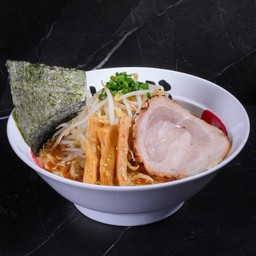 miso ramen .