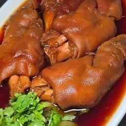 ขาหมูพรานนก