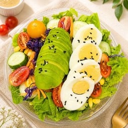 สลัดอโวคาโด้+ไข่ต้ม