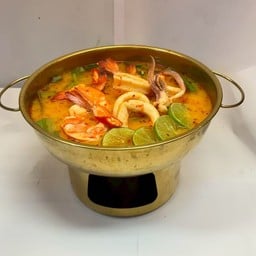 ต้มยำน้ำข้น(ทะเล)/Creamy tom yum ( Seafood)