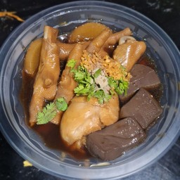 ต้มวุ้นเส้น