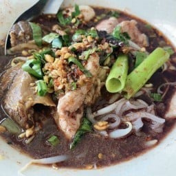 ก๋วยเตี๋ยวเรืออยุธยา ป้าเป้าป้าปุ๊