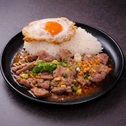 ข้าวราดผัดกระเทียม