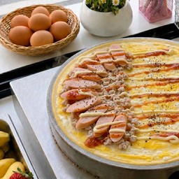 เครปไส้ขนมโตเกียว  (ไข่ หมูสับ ไส้กรอก)