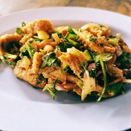 เห่าดงหมู
