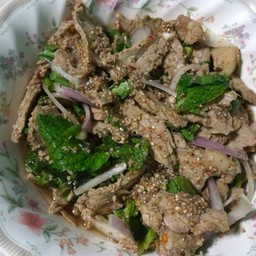 น้ำตกเนื้อ