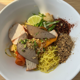 บะหมี่แห้ง