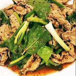 เห่าดงเนื้อ