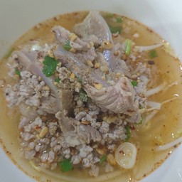 ก๋วยเตี๋ยวต้มยำกระดูกอ่อน