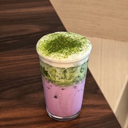 มัทฉะทานอส