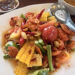 ตำข้าวโพดไข่เค็ม