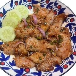 ลาบคอหมูย่าง