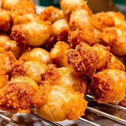 ไส้กรอกหมูวุ้นเส้น @กินแล้วเฮง ตลาดชิลล์ มาร์เก็ต