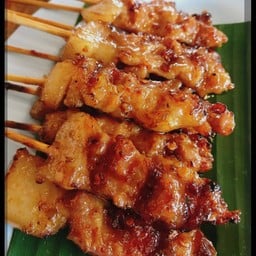 ร้านหมูปิ้งโบราณ เจ้าอีฟ โชคชัยสี่ 59 รถเข็นหน้าเซเว่นโชคชัยสี่ 59
