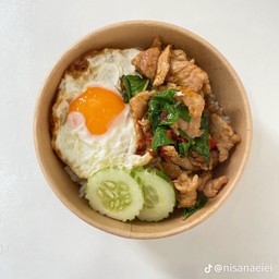 กะเพราหมูชิ้น
