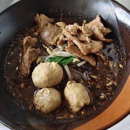 เฮือนอุ้ยตา อุ้ยมี เฮือนอุ้ยตา อุ้ยมี