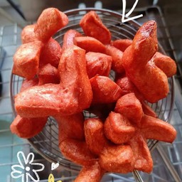 ไส้กรอกแดงทอดในตำนาน