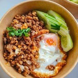 ไข่เจียวทรงเครื่อง