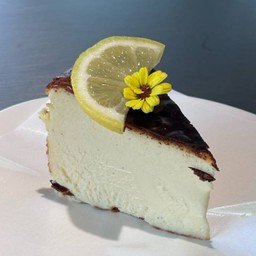 Basque burnt cheese cake