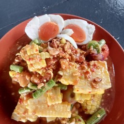 ตำไทยไข่เค็ม